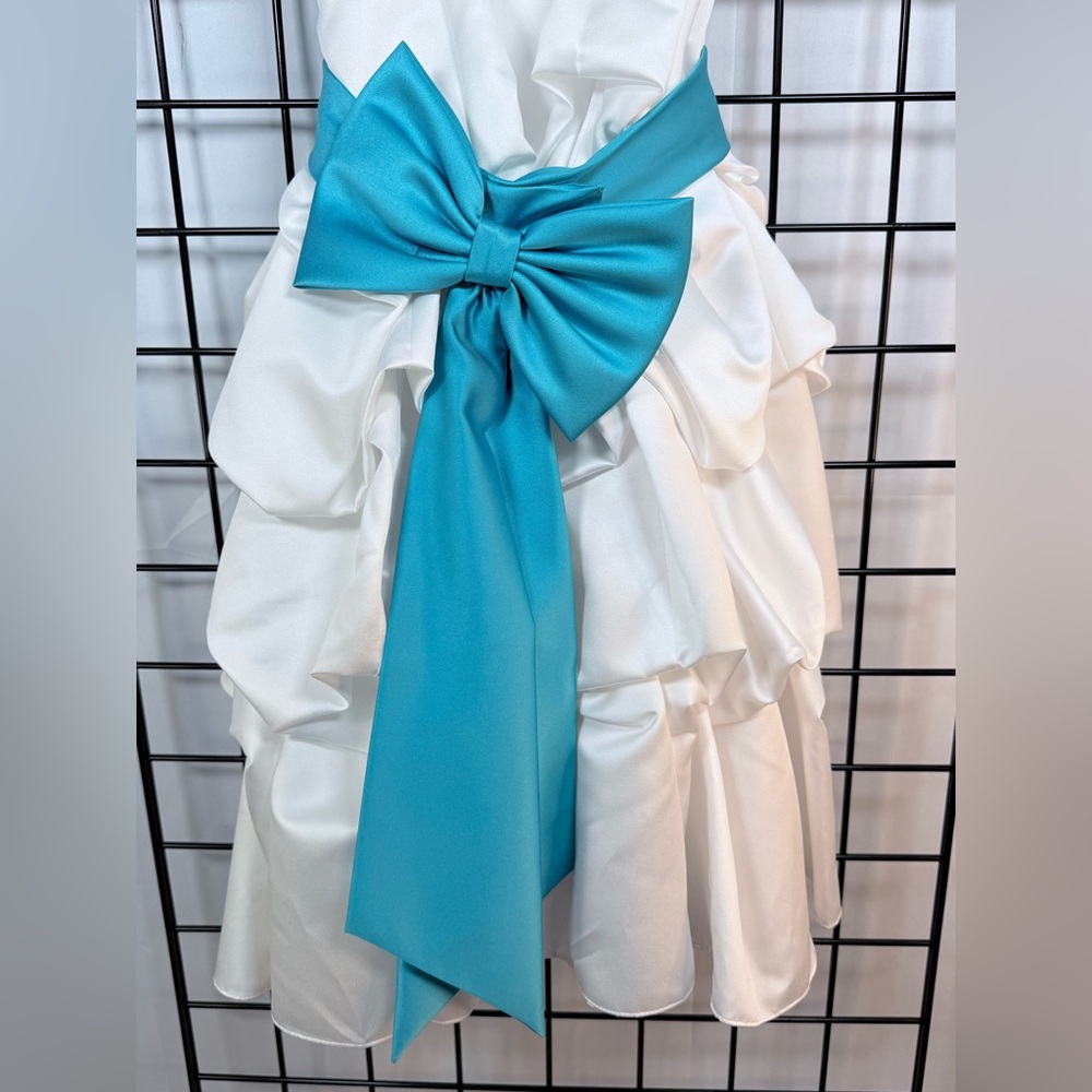 David’s Bridal Flower Girl Satin Pick-up Ballgown Dress Girls 5 White Turquoise - Picture 2 of 7